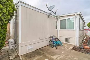 8221 Ilex St, Fontana, CA 92335 - Photo 3