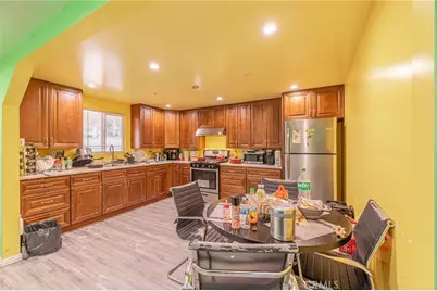 15723 Kadota Street, Sylmar, CA 91342 - Photo 9