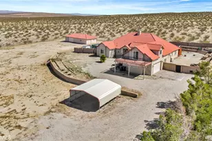 16092 Knoll Dr, California City, CA 93505 - Photo 3