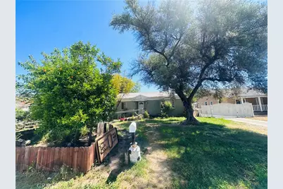 1196 N Hamilton Boulevard, Pomona, CA 91768 - Photo 3