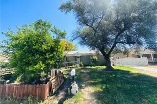 1196 N Hamilton Blvd, Pomona, CA 91768 - Photo 3