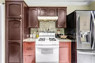 19417 Crystal Ridge Ln, Porter Ranch, CA 91326 - Photo 17