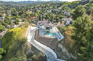 5099 Llano Dr, Woodland Hills, CA 91364 - Photo 1