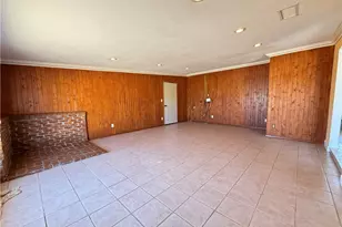 8461 Eucalyptus Ave, California City, CA 93505 - Photo 13