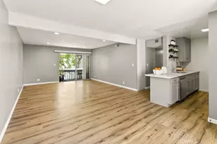 18620 Hatteras St, Tarzana, CA 91356 - Photo 3