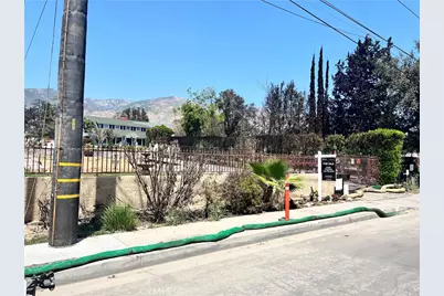 419 W Altadena Drive, Altadena, CA 91001 - Photo 11