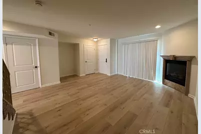 6446 Woodley Avenue #3, Lake Balboa, CA 91406 - Photo 17