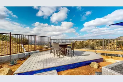 7300 Santa Susana Pass Road, Simi Valley, CA 93063 - Photo 11