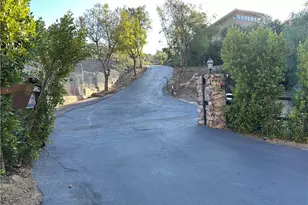 7300 Santa Susana Pass Rd, Simi Valley, CA 93063 - Photo 21