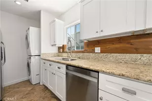 1944 Chariton St, Los Angeles, CA 90034 - Photo 17