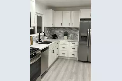 8916 Mettler Avenue, Los Angeles, CA 90003 - Photo 1