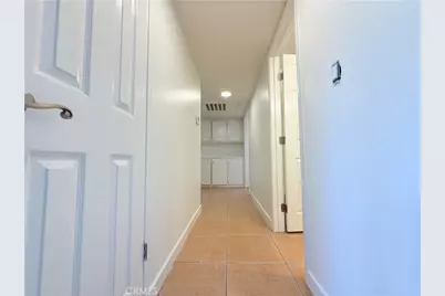 8601 International Avenue #179, Canoga Park, CA 91304 - Photo 3