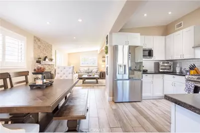 27573 Santa Clarita Road, Saugus, CA 91350 - Photo 5