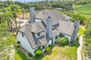 25570 Fuerte Rd, Temecula, CA 92590 - Photo 3