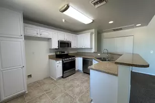 7551 Jordan Ave, Canoga Park, CA 91303 - Photo 9
