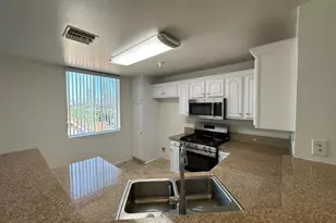 7551 Jordan Ave, Canoga Park, CA 91303 - Photo 11