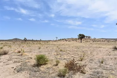 15500 Ave F8, Lancaster, CA 93535 - Photo 3