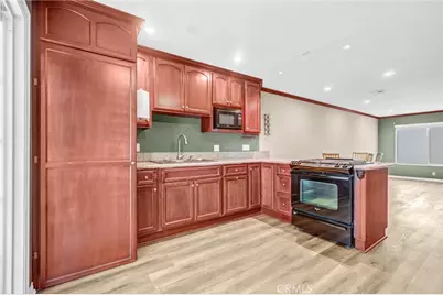 6939 Alabama Avenue #105, Canoga Park, CA 91303 - Photo 7