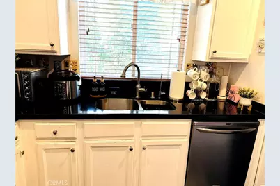 9173 Burnet Avenue, North Hills, CA 91343 - Photo 17