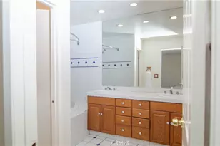 28948 Marilyn Dr, Canyon Country, CA 91387 - Photo 19