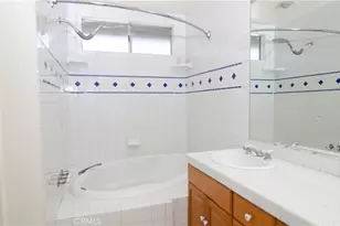 28948 Marilyn Dr, Canyon Country, CA 91387 - Photo 21