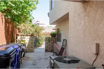 28948 Marilyn Drive, Canyon Country, CA 91387 - Photo 31