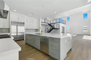 24186 N Camino Cascada, Valencia, CA 91354 - Photo 7