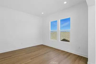 24186 N Camino Cascada, Valencia, CA 91354 - Photo 11