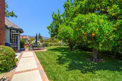 29302 Laro Drive, Agoura Hills, CA 91301 - Photo 23