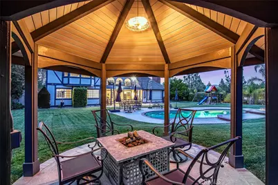 29302 Laro Drive, Agoura Hills, CA 91301 - Photo 7