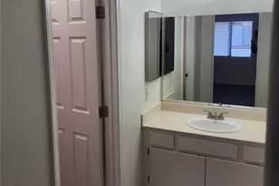 27971 Sarabande Ln, Canyon Country, CA 91387 - Photo 5