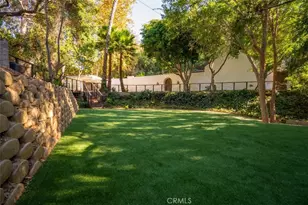 3183 N Laurel Canyon Blvd, Studio City, CA 91604 - Photo 19