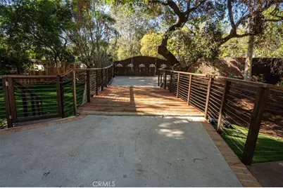 3183 N Laurel Canyon Blvd, Studio City, CA 91604 - Photo 29