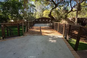 3183 N Laurel Canyon Blvd, Studio City, CA 91604 - Photo 29