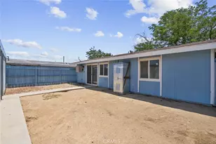 7741 California City Blvd, California City, CA 93505 - Photo 17