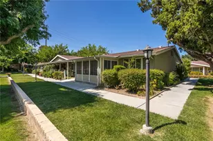 19124 Ave Of The Oaks, Newhall, CA 91321 - Photo 3