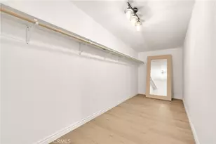 5550 Fallbrook Ave, Woodland Hills, CA 91367 - Photo 21