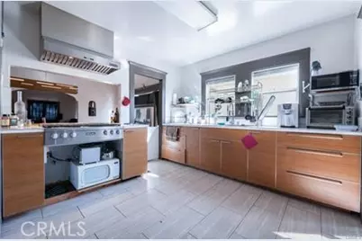 3025 Edgehill Drive, Los Angeles, CA 90018 - Photo 7