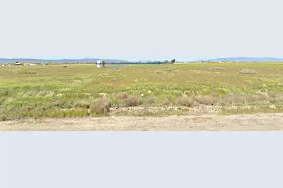 75 W Avenue D-12, Lancaster, CA 93536 - Photo 5