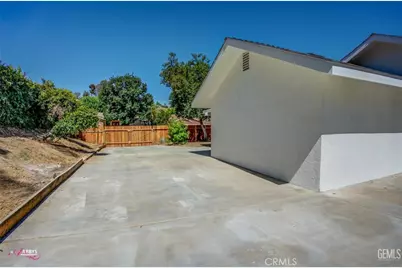 5801 Cedar Falls Drive, Bakersfield, CA 93306 - Photo 7