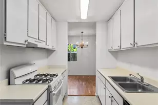 4919 Indian Wood Rd, Culver City, CA 90230 - Photo 15