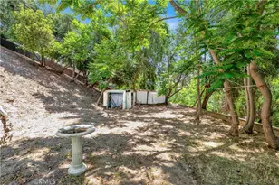 4905 Palo Dr, Tarzana, CA 91356 - Photo 19