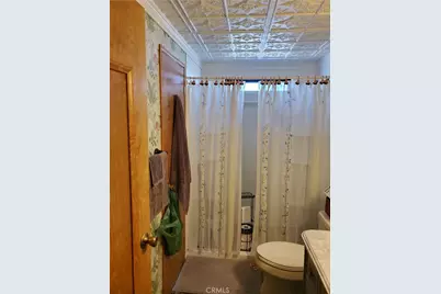 29824 Holiday Avenue, Lancaster, CA 93243 - Photo 17