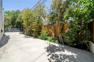 14947 Dickens St, Sherman Oaks, CA 91403 - Photo 21