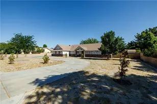 3807 Paula Ln, Lancaster, CA 93535 - Photo 5