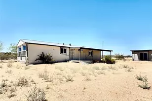 63136 Sunny Sands Dr, Joshua Tree, CA 92252 - Photo 13