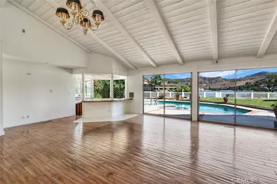 3924 Fairbreeze Circle, Westlake Village, CA 91361 - Photo 13