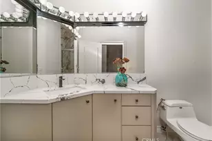 5206 Topeka Dr, Tarzana, CA 91356 - Photo 19