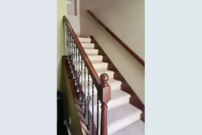 19512 Laroda Lane, Saugus, CA 91350 - Photo 15