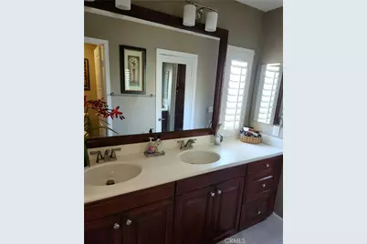 19512 Laroda Lane, Saugus, CA 91350 - Photo 7